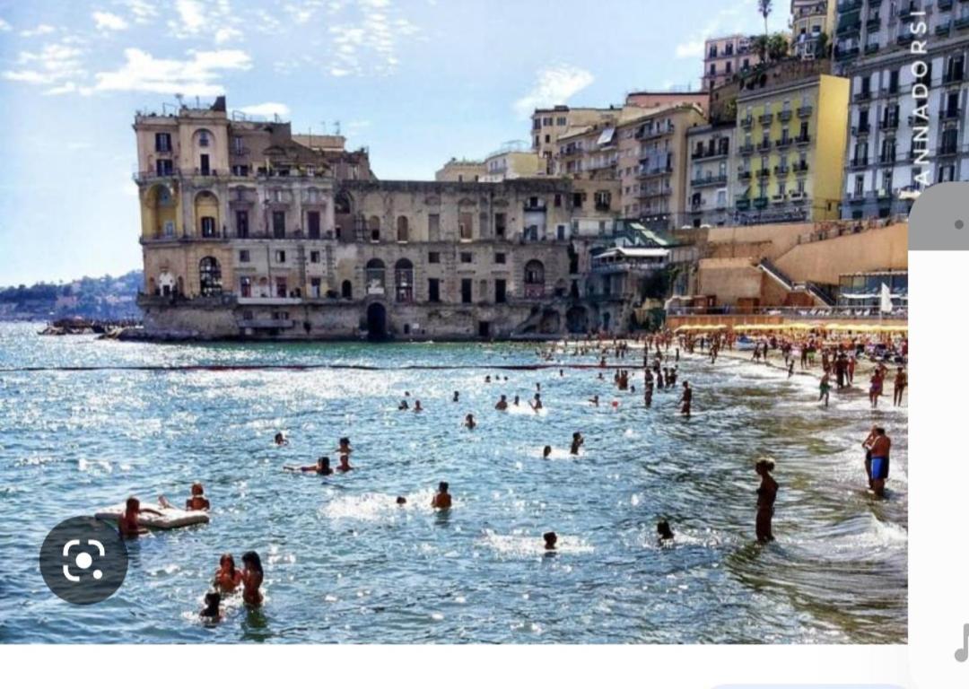 B&B Nancy Napoli Eksteriør billede